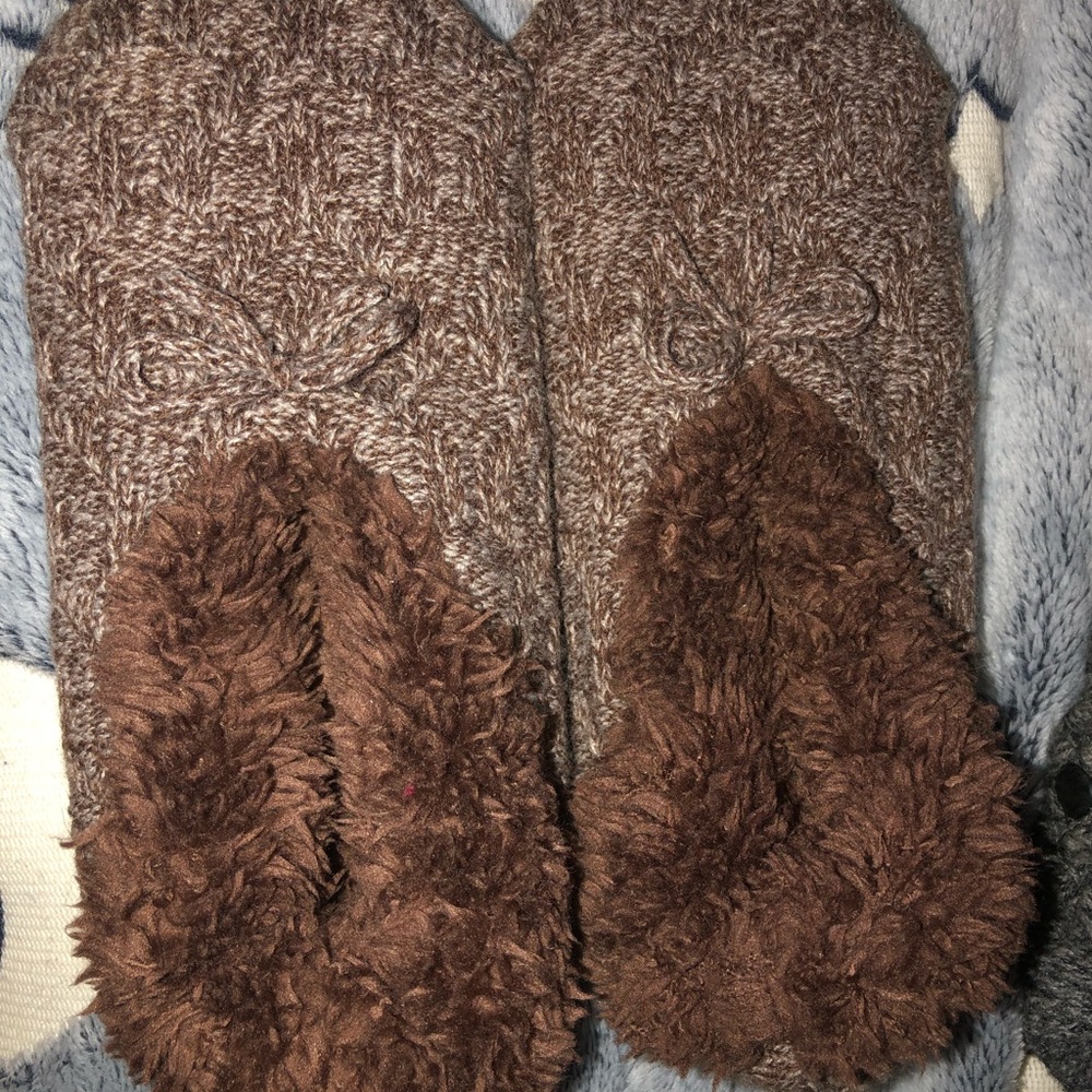 Slipper Bundle - Picture 6 of 7